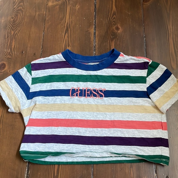 guess cropped tee // Small - Picture 1 of 1